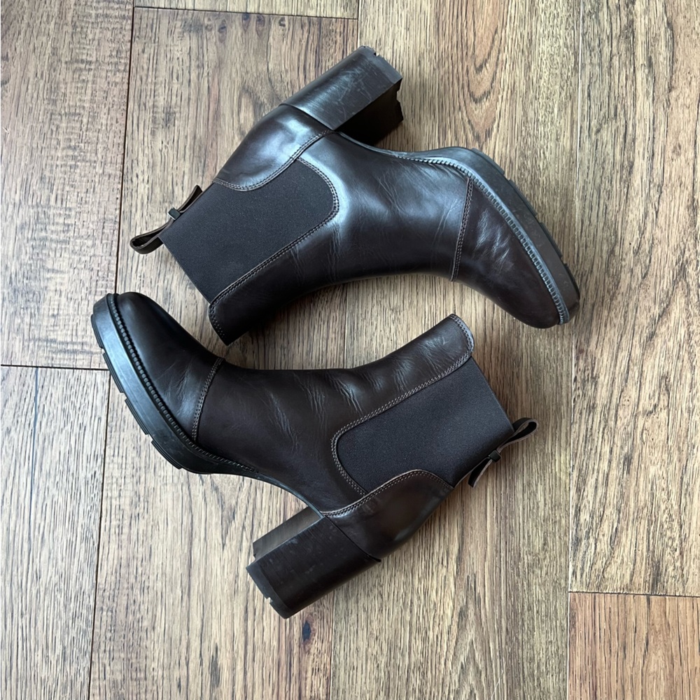 Aquatalia Chocolate Brown Leather Chelsea Boots Size 10.5